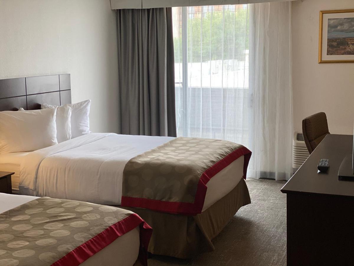 Ramada By Wyndham Albuquerque Midtown Hotel Ngoại thất bức ảnh